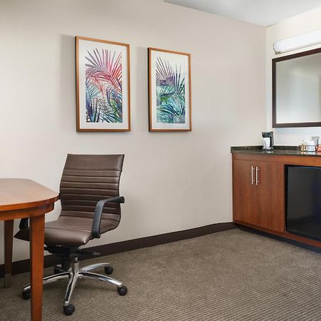 Hyatt Place Fort Lauderdale Airport/Cruise Port Dania Beach Exterior foto
