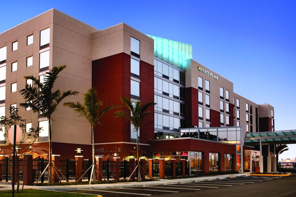 Hyatt Place Fort Lauderdale Airport/Cruise Port Dania Beach Exterior foto